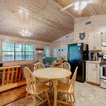 Osito Cabin Broken Bow Exterior photo